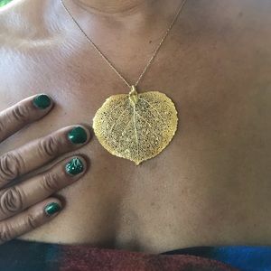 Vintage Gold Leaf Chain Necklace